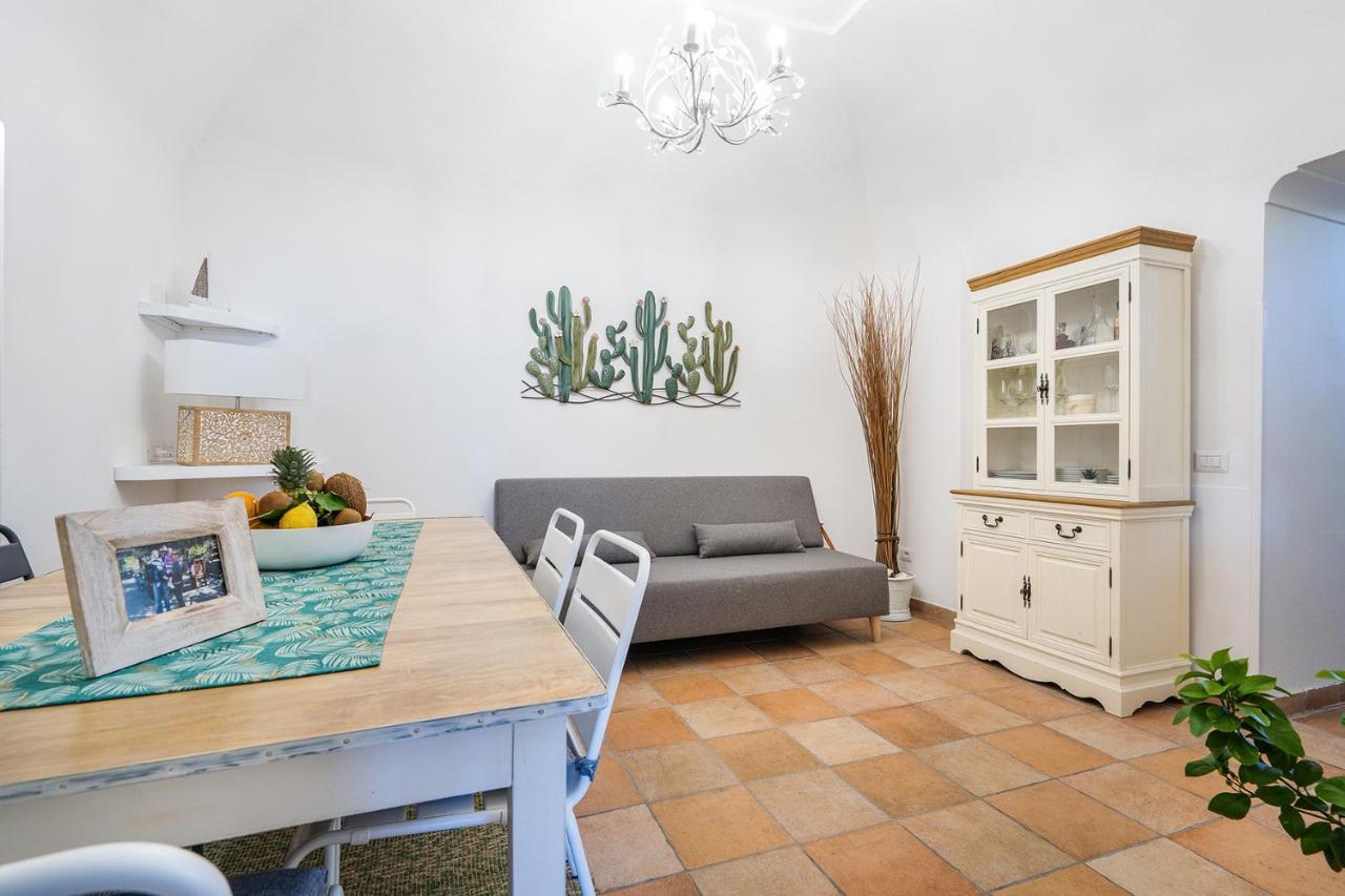 Nonna Carmela Apartment SantʼAgata sui Due Golfi Exteriör bild