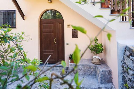 Nonna Carmela Apartment SantʼAgata sui Due Golfi Exteriör bild